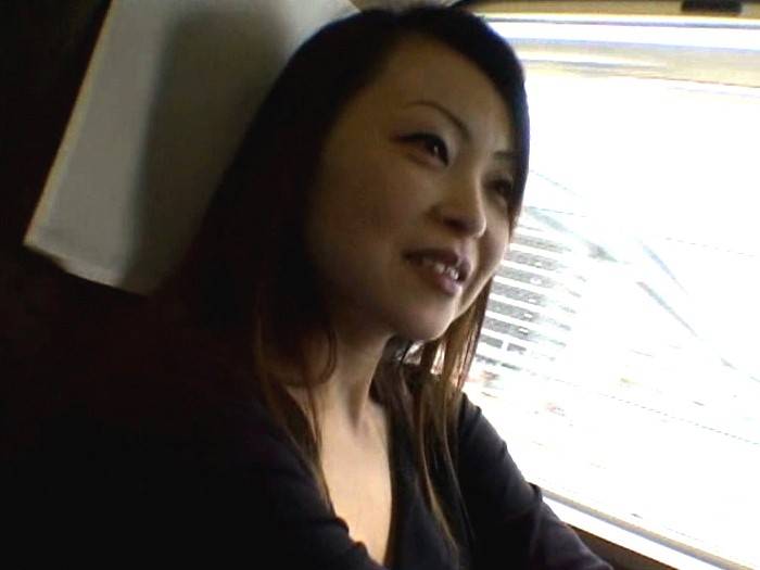 人妻恥悦旅行25の画像