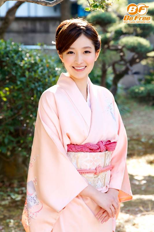 旅先で出会った美人女将 柏木美玲の画像