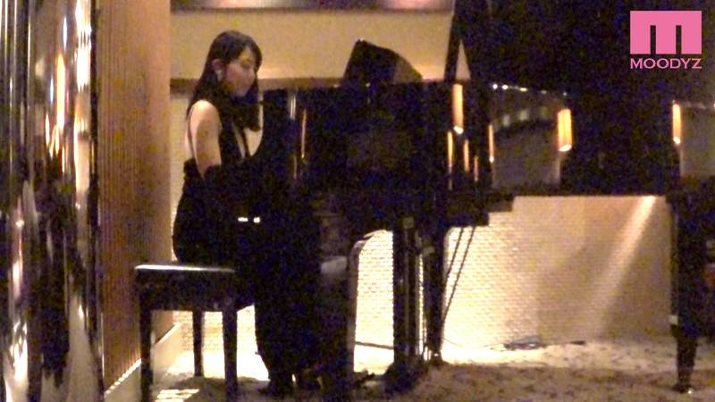 両親は人気ピアニスト！！敏感Fカップ現役音大生AVデビュー！！ 有村みかこ（仮名）20歳の画像