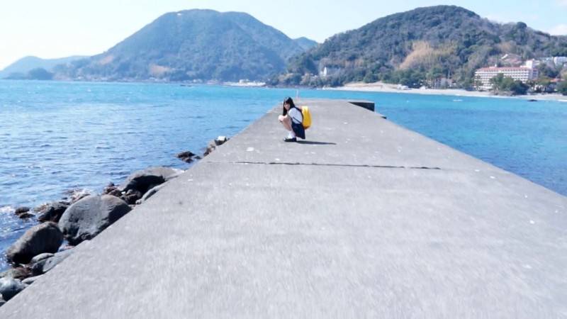 沖縄離島で生まれ育った天真爛漫な健康的褐色美少女が地元でセカンド・ヴァージンデビュー！！ 安座間那海の画像