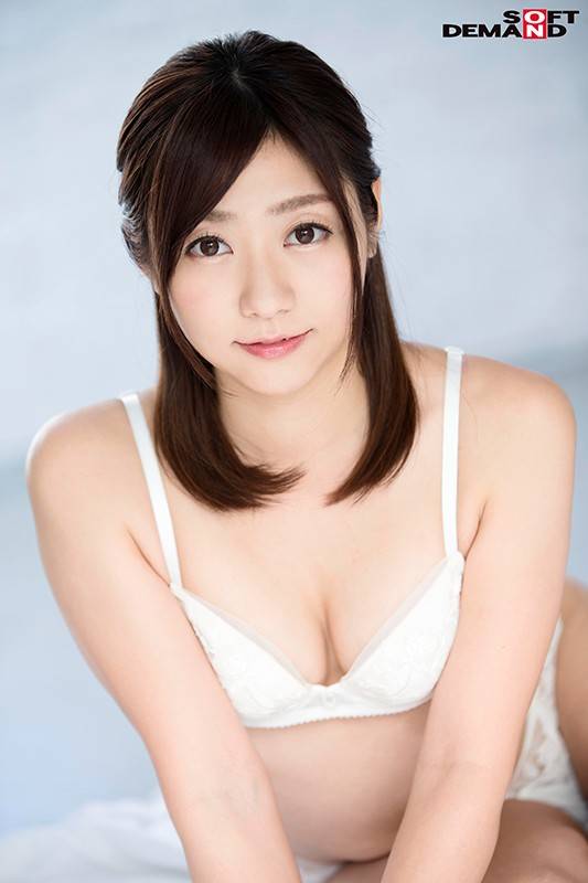 思わず守ってあげたくなるハニカミ笑顔のほんわかママ 岡本結衣 31歳 AV DEBUTの画像