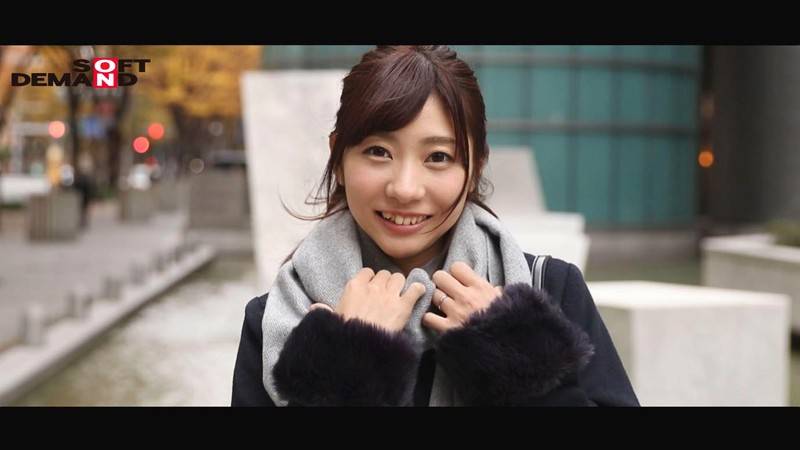 思わず守ってあげたくなるハニカミ笑顔のほんわかママ 岡本結衣 31歳 AV DEBUTの画像